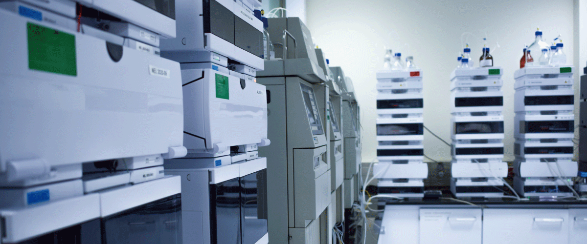 高速液体クロマトグラフィー（HPLC）のイメージ